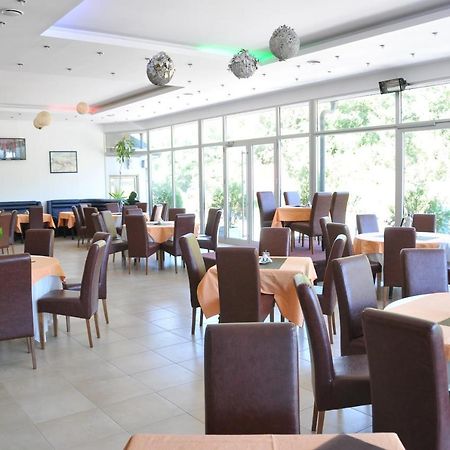 Hotel Oxa doo Novi Pazar Exterior foto