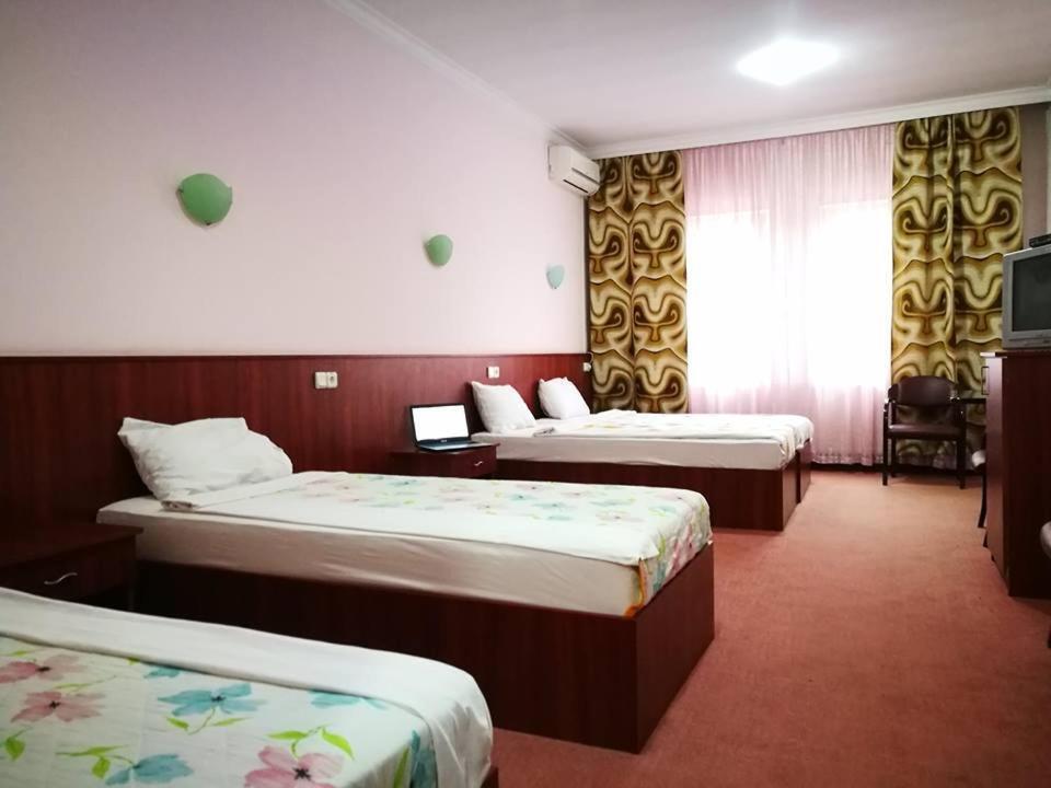 Hotel Oxa doo Novi Pazar Exterior foto