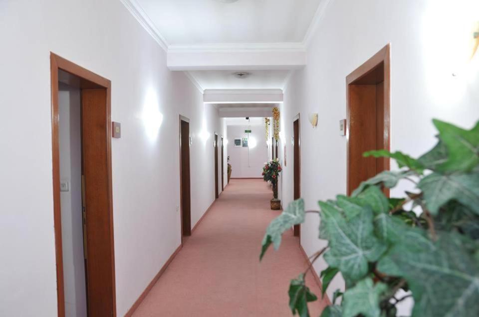 Hotel Oxa doo Novi Pazar Exterior foto